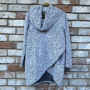 à la carte Women's Sweater Tunic
